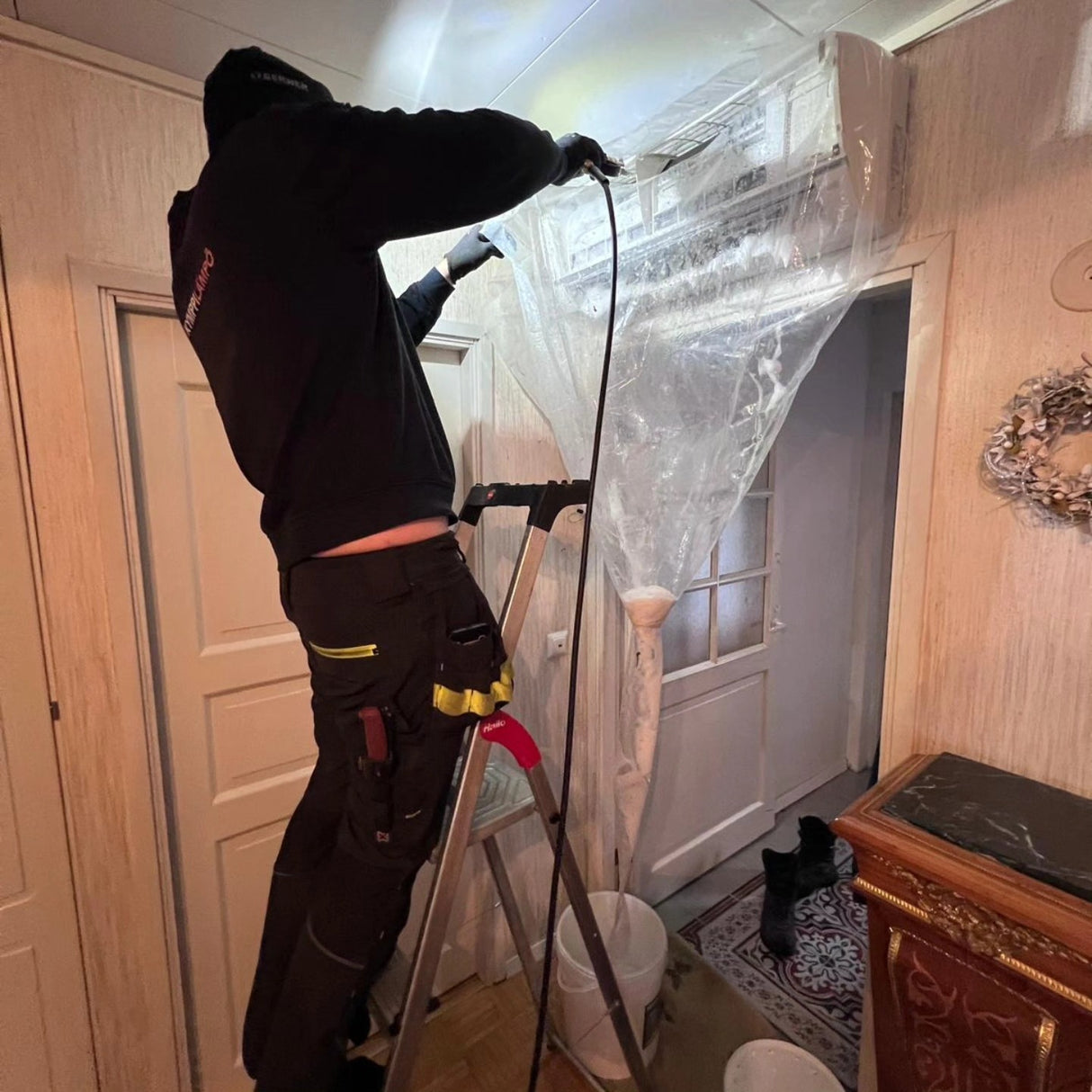 Ilmalämpöpumpun huolto